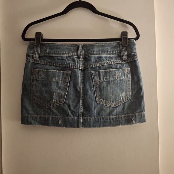 Aeropostale Women's Blue Distressed Denim Mini Skirt - Picture 2 of 8